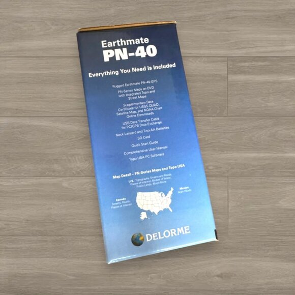 DeLorme Earthmate PN-40 Handheld GPS Complete Maps Software Cable & Box - Picture 6 of 7